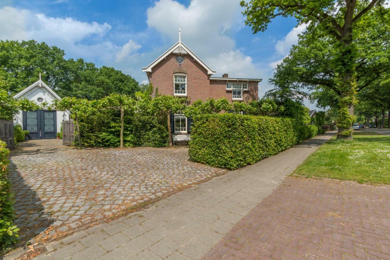 Bed and Breakfast Bij Janneke Sleeuwijk Exteriér fotografie