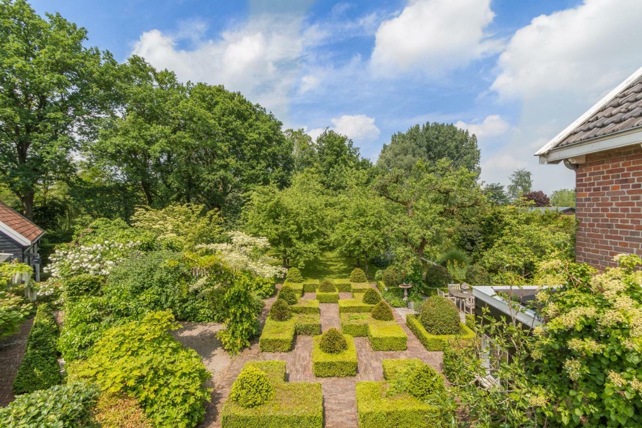 Bed and Breakfast Bij Janneke Sleeuwijk Exteriér fotografie